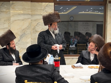 ווידיאו • הפלא'דיגע דרשה פון הרב נפתלי הערש צאלער אין שטאט סיגעט צום יארצייט פון הרה"ק רבי ישעי' מקערעסטיר זי"ע