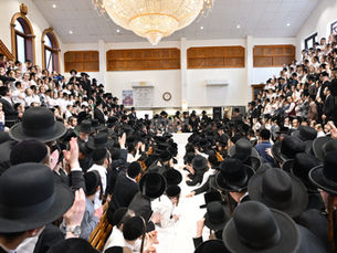 ביקור המרומם פון כ"ק אדמו"ר מסאטמאר שליט"א אין מאנטשעסטער ענגלאנד | חלק ב'