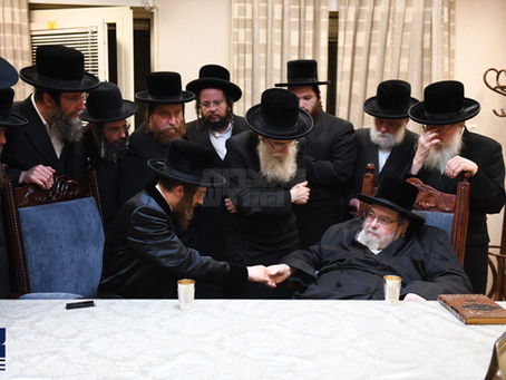 ווידיאו • האד' מסאדיגורא באזוכט ביי האד' מבעלזא לברך ולהתברך צום נייעם יאהר
