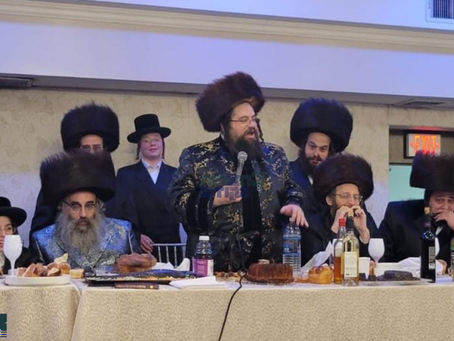 וּמִשֶּפַע מִצְוַת תְּפִלִּין • שמחת הבר המצוה לבן האד' מבאניא פארגעקומען אין מאנסי