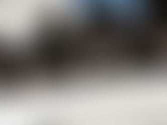 מִשְׁתֵּה הַיַּיִן • שולחן הטהור פורים דמוקפין בחצר הקודש גור