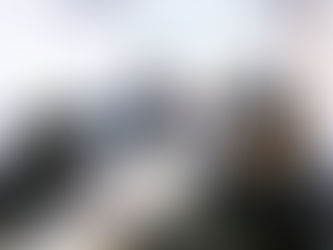 האד' מסאטמאר ביים מעמד קביעת מזוזות אין נייעם אפיס פון די וועד השידוכים ד'סאטמאר