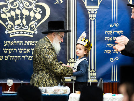 בארא פארק • מסע הקודש פון האד' מוויזניץ אין אמעריקא געשלאסן מיט שמחת החאקאלע פון איר אייניקל ביים רבי'ן