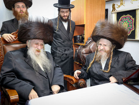 האד' מטשארנאביל באזוכט ביים פלאמעניק האד' משומרי אמונים אין בני ברק | גאלעריע