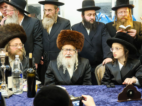 בן שלוש עשרה למצוות • גרויסן ציבור ביי שמחת הבר מצוה לנכד האד' מאמשינוב אין ירושלים