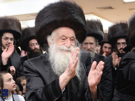 רחמים שאלו • מצב ביי הגה"צ גאב"ד סיגעיט שליט"א קריטיש