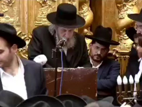 ווידיאו • הגאון רבי דוב לאנדא ר"י סלבודקא ביים מספיד זיין הגרי"ג אדלשטיין זצ''ל ראש ישיבת פונוביז