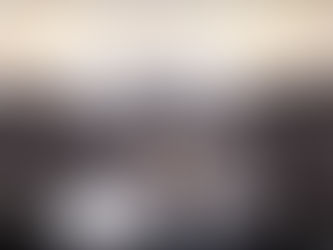 ווידיאו • המשפיע הרה"צ רבי אלימלך בידערמאן איז משמח ביים חתונה הגדולה בחצר הקודש וויז'ניץ