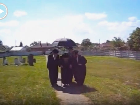 נאסטאלגיע • הרה"ק מטאהש זי"ע באזוכט אין עיר האבות טאהש - אונגארן