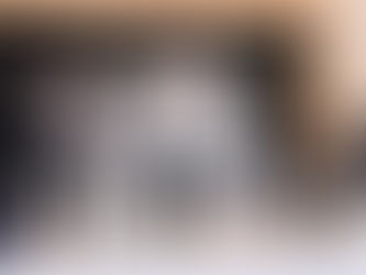 בְּהַעֲלֹתְךָ אֶת הַנֵּרֹת: ערשטמאליגער מעמד "הדלקת ל"ג נירות" בחצר נדבורנא