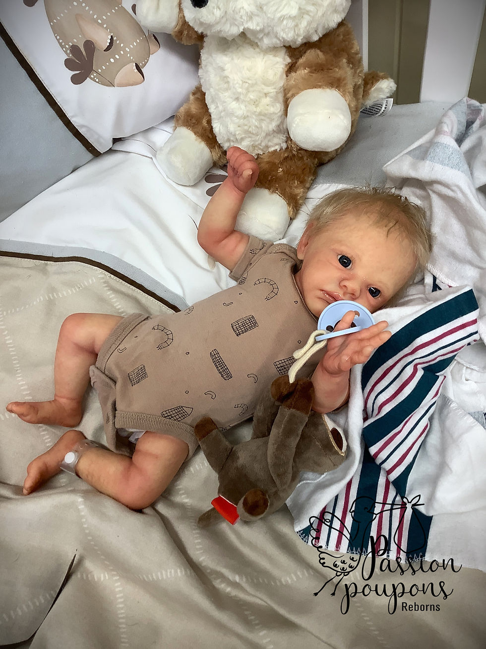 Miniature : Bébé reborn Henley - Poupée thérapeutique en siliconne | Fait mains par Passion poupons Québec