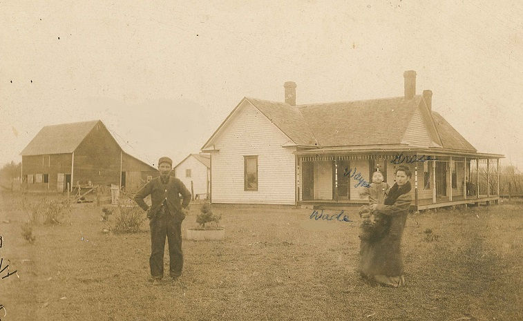 VERLIN & GRACE HOCKETT FARM