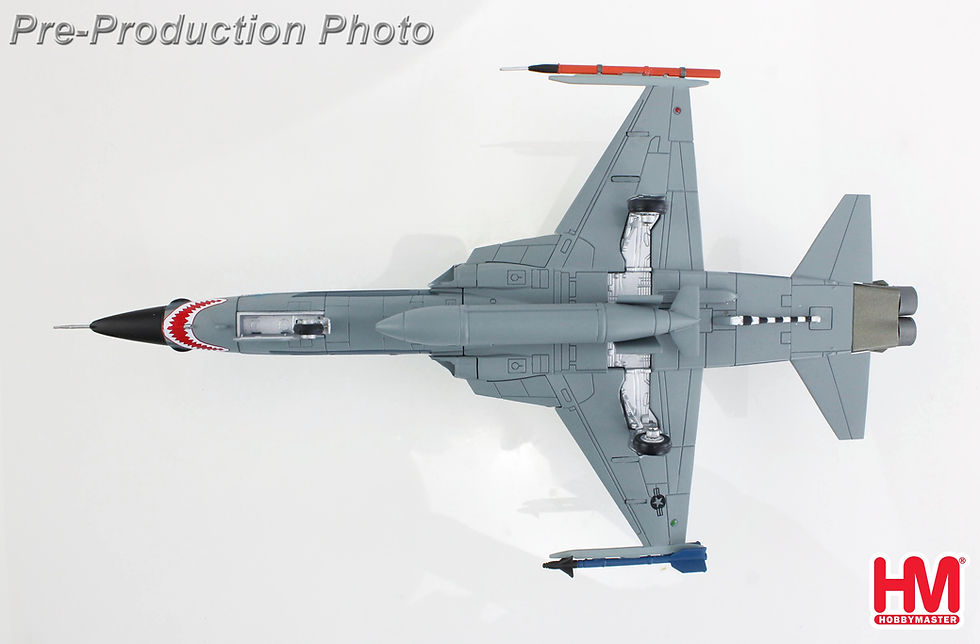 Thumbnail: Hobby Master HA3384, F-5N "Adversary Fighter" Red 117, 761533, VFC-111, 1:72