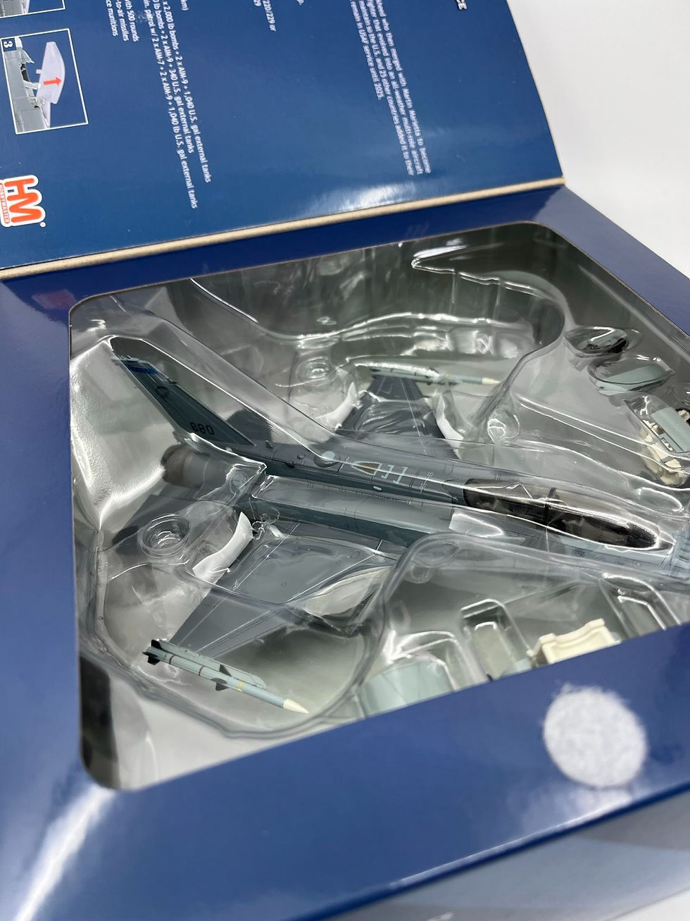 Thumbnail: Hobby Master HA38027, F-16D "Pitch Back 2022" 680, 145 Squadron, RSAF, 1:72