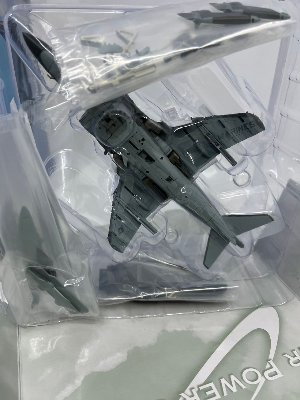 Thumbnail: Hobby Master HA2633, AV-8B II Plus "Operation Inherent Resolve" 165357, VM, 1:72