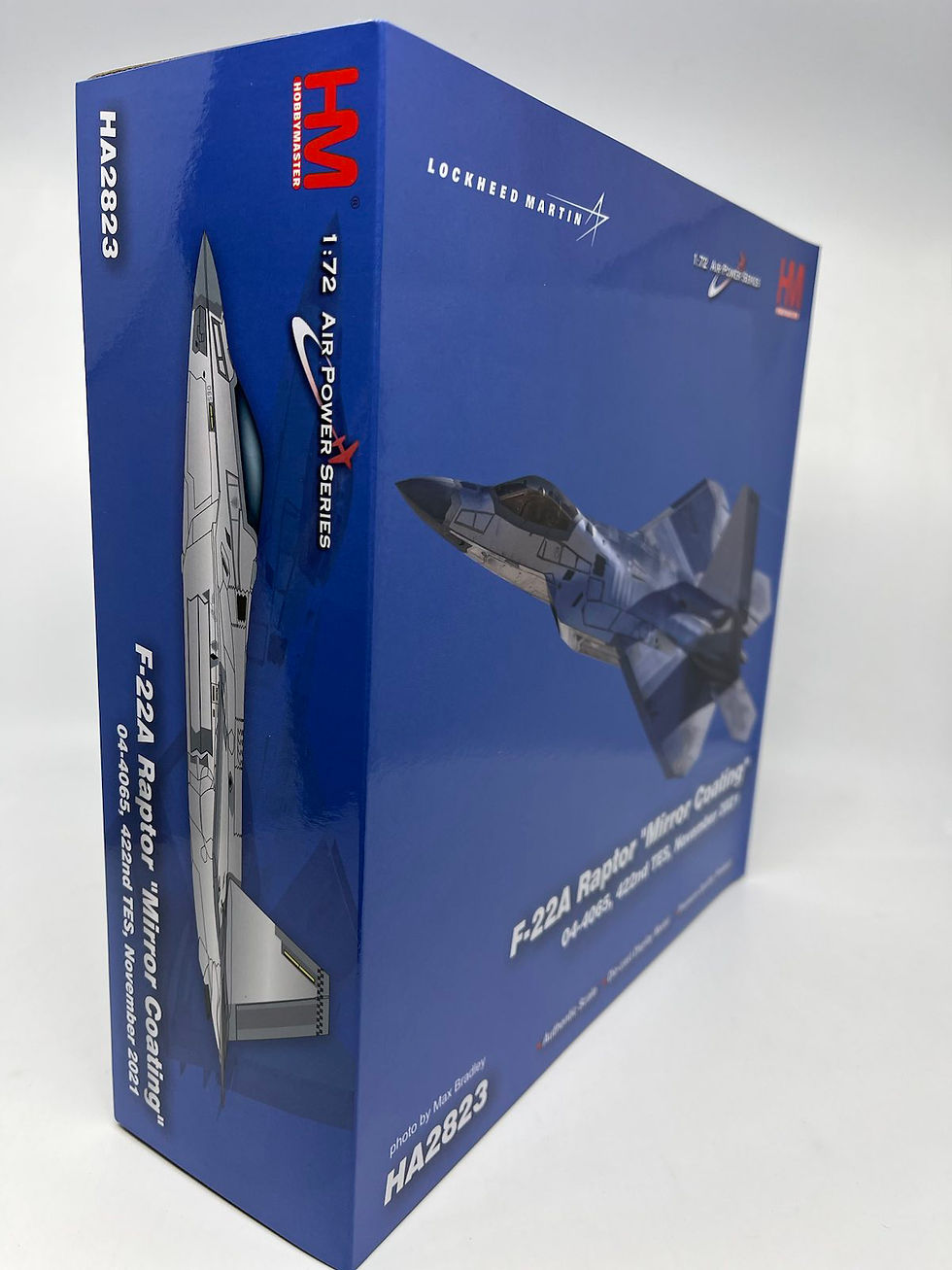 Thumbnail: Hobby Master HA2823, F-22A Raptor "Mirror Coating" 04-4065, 422nd TES, 1:72