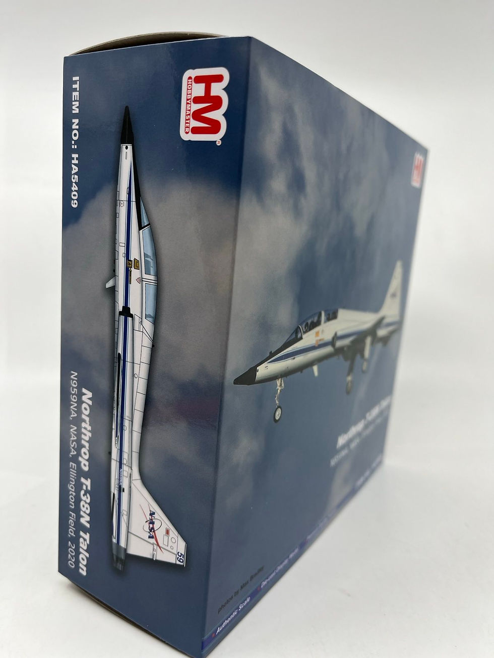 Thumbnail: Hobby Master HA5409, Northrop T-38C Talon N959NA, NASA, Ellington AFB, 1:72