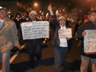 Marcha de antorchas en el sector de Quitumbe en Quito