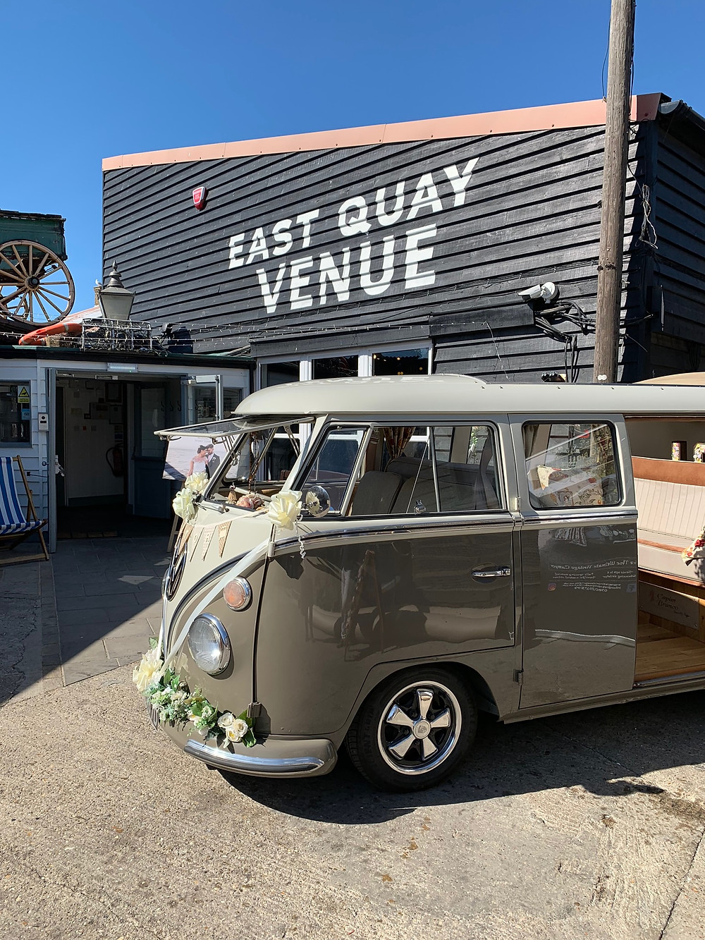 Retro Rides 4 Brides at East Quay Venue - image Luxurious Glitter Wedding Glitter Bar