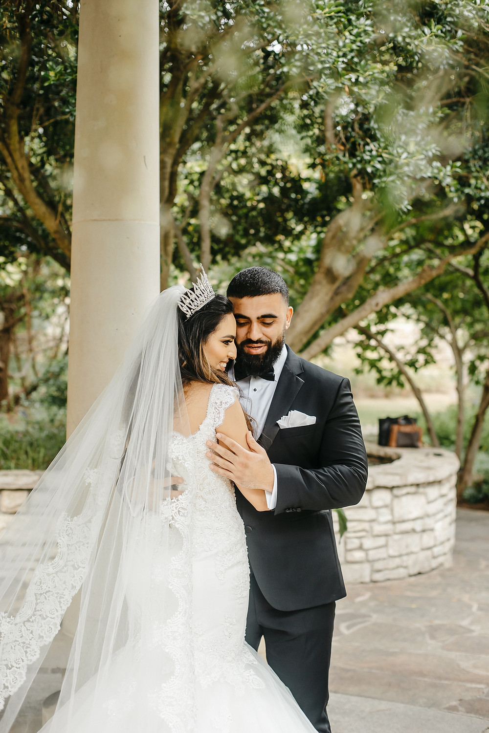 Reasons to consider a first look before the wedding ceremony