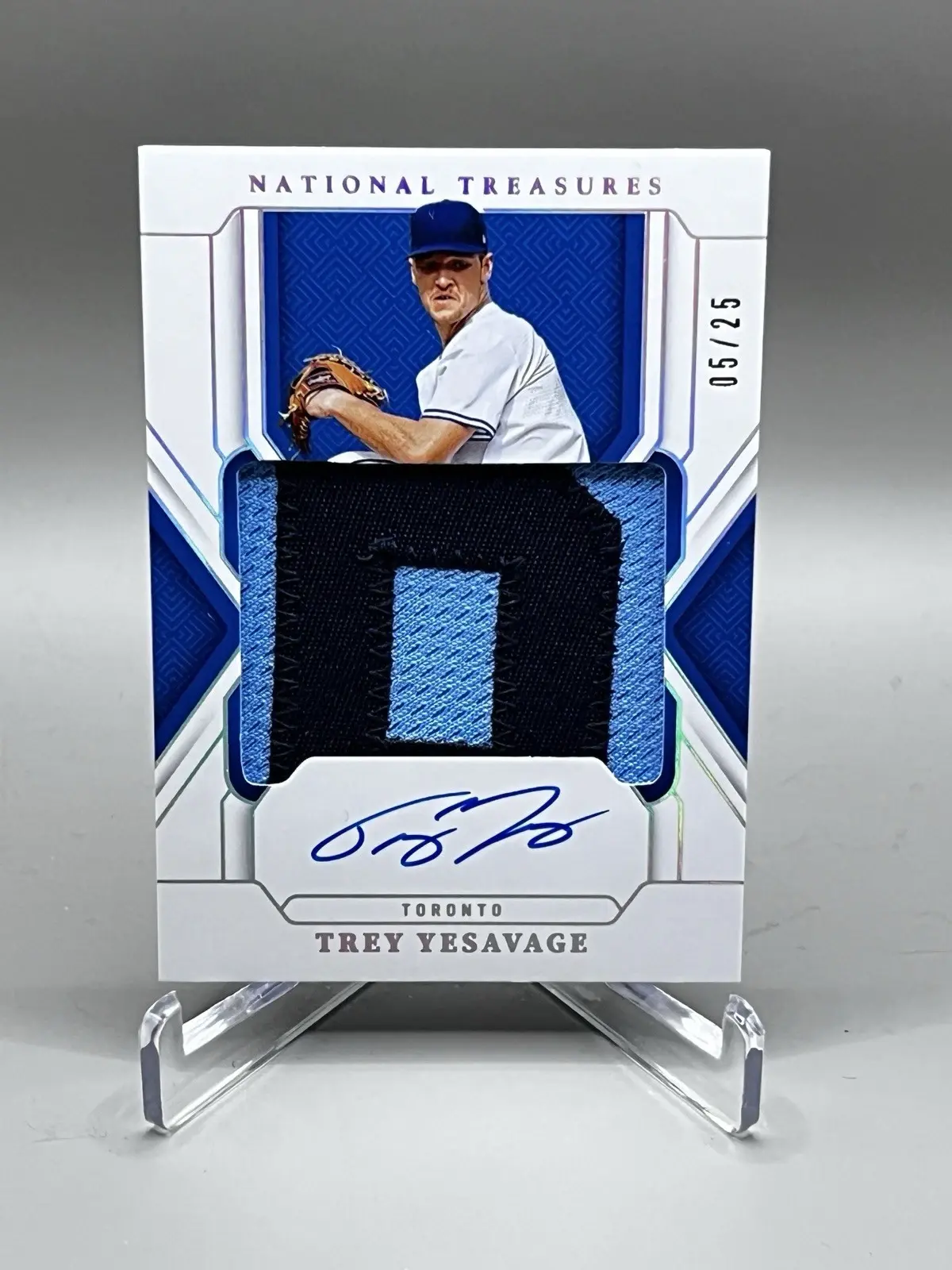 Trey Wingenter National Treasures signed baseball card