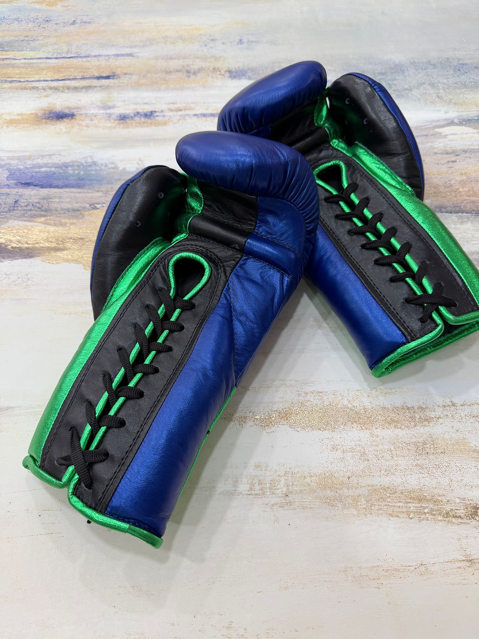 Thumbnail:  Training Gloves (HH)🐴🥊(12OZ)
