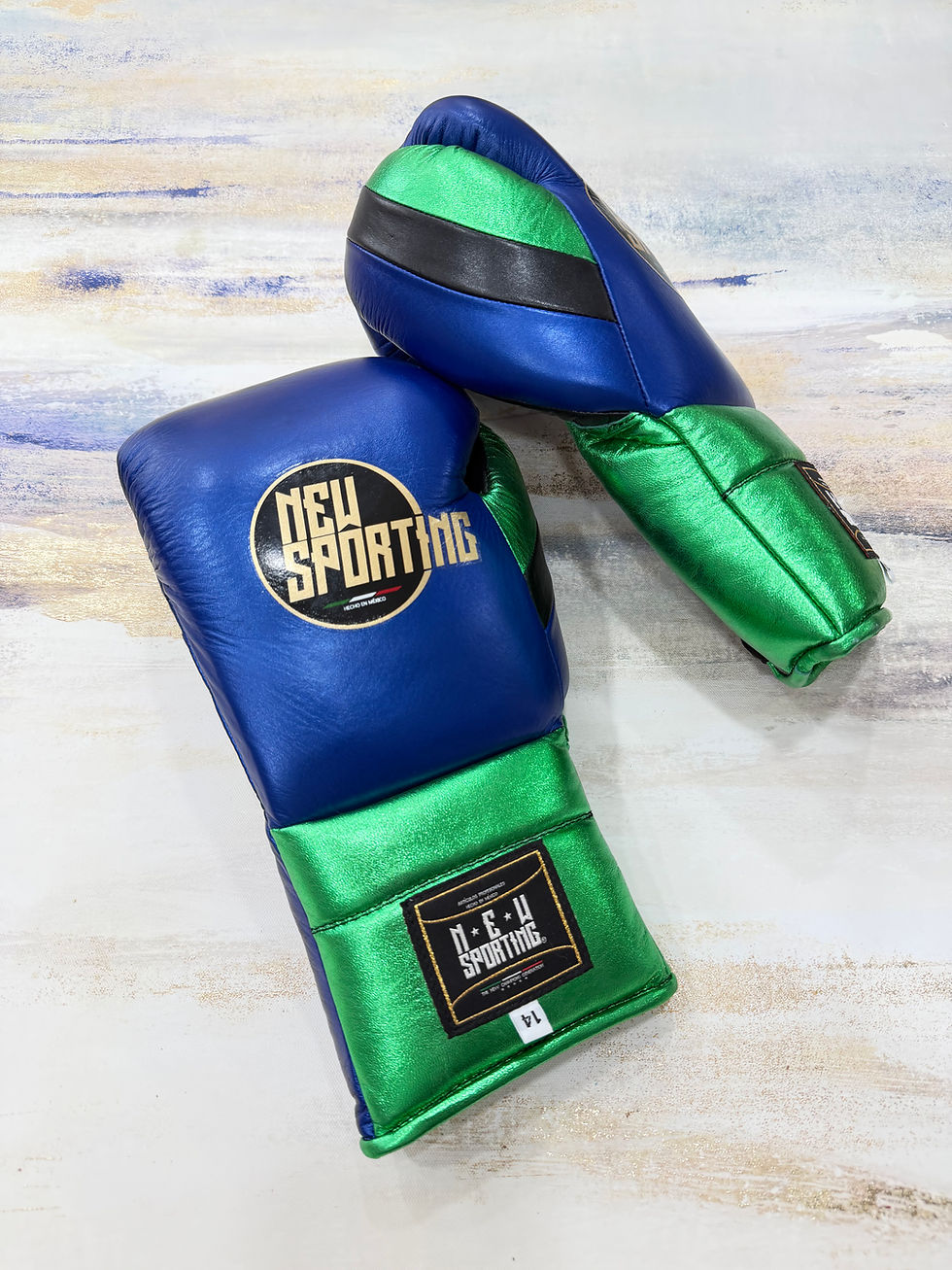 Thumbnail:  Training Gloves (HH)🐴🥊(12OZ)