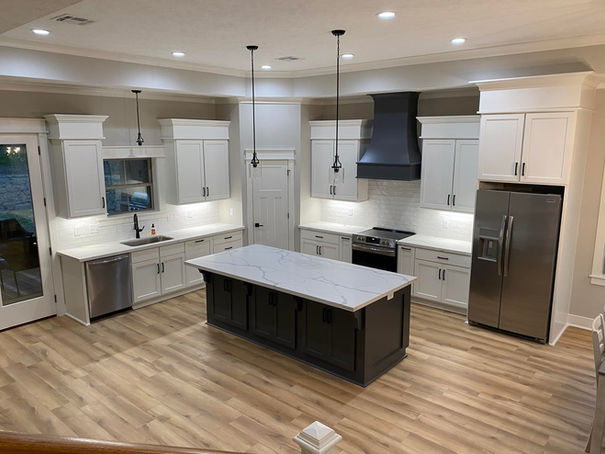 Hilltop - Built Examples - custom home builders - Lake Charles LA - Sulphur LA - Deridder LA - Leesville LA - Brookeland TX - Orange TX - SWLA Constructors & Development 7