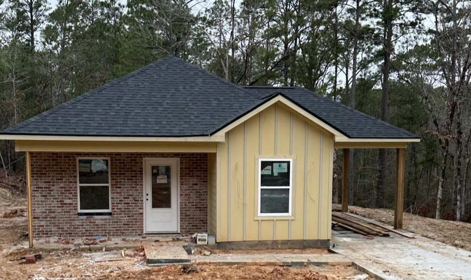 4 Bedroom, 2.5 Bath, 

Brookeland TX home for sale! Almost completed, this 4 bedroom 2.5 bathroom home has much to offer with custom built ins and a large yard in a quiet neighborhood!  Wendi Bangoy with Bangoy Realty Group to learn more.