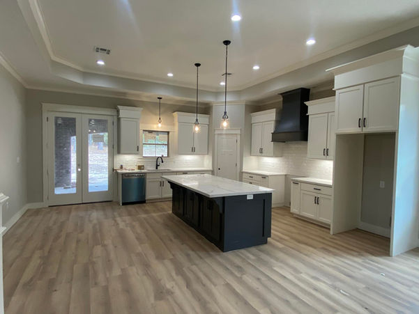 Hilltop - Built Examples - custom home builders - Lake Charles LA - Sulphur LA - Deridder LA - Leesville LA - Brookeland TX - Orange TX - SWLA Constructors & Development 19