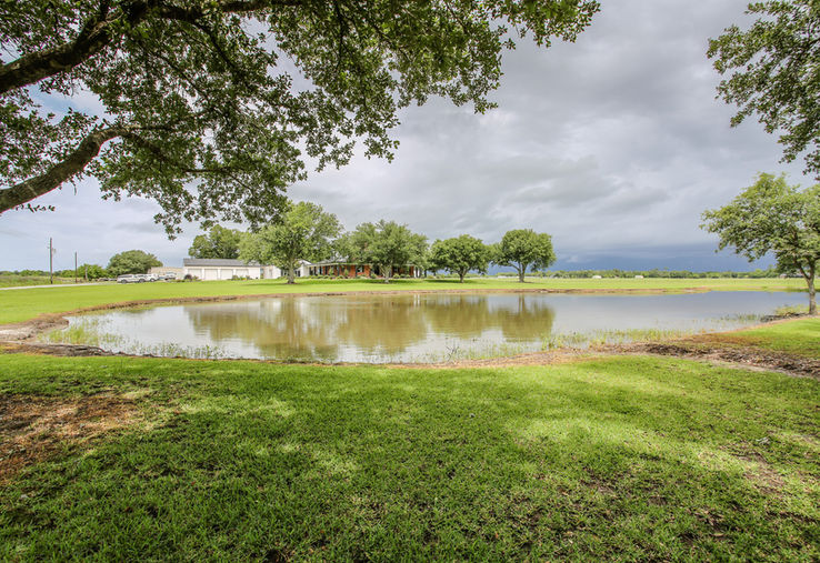 1.Luxury Homes for Sale Lake Charles LA - Luxury Estates for Sale - Land for Sale Lake Charles - Property with Land for Sale 4