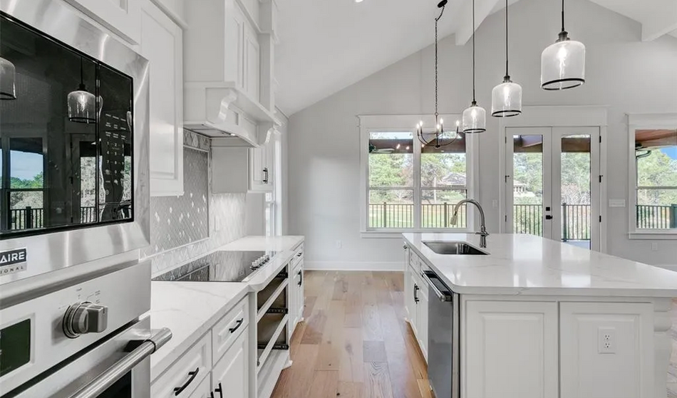 175 Vantage Dr,
Brookeland, Tx 7066 - Built Examples - custom home builders - Lake Charles LA - Sulphur LA - Deridder LA - Leesville LA - Brookeland TX - Orange TX - SWLA Constructors & Development 9