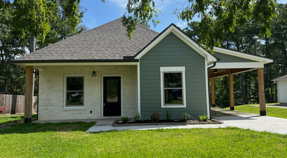 246 Parkside Loop, Brookeland, TX 75931
4 habitaciones | 3 baños | 1710 pies cuadrados | Lote de 10 759 pies cuadrados | Ahora disponible: financiación del propietario disponible.