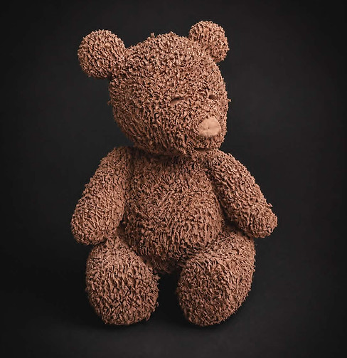 Bly art sculpture nounours
