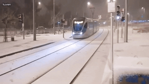 train2.gif