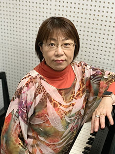井澤真理_edited_edited.jpg