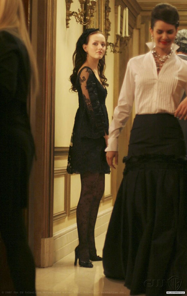 blair waldorf black dress pilot