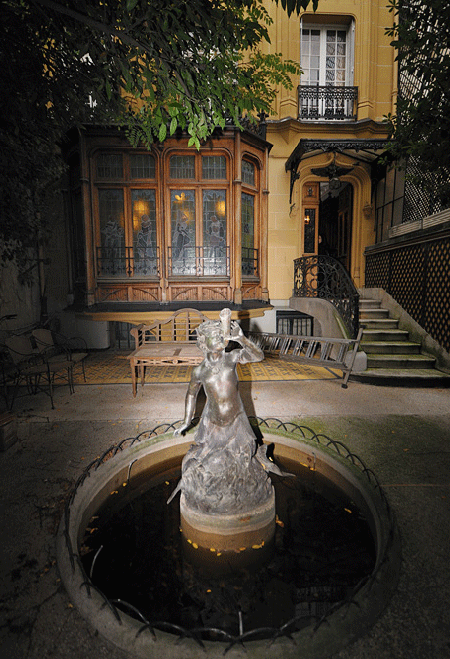 Devanture de la Maison de l'avenue Frochot
