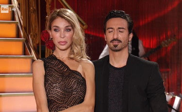 Vittoria Schisano eliminata a "Ballando con le stelle"