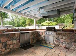 Designing an Outdoor Kitchen for Your Charlotte Backyard