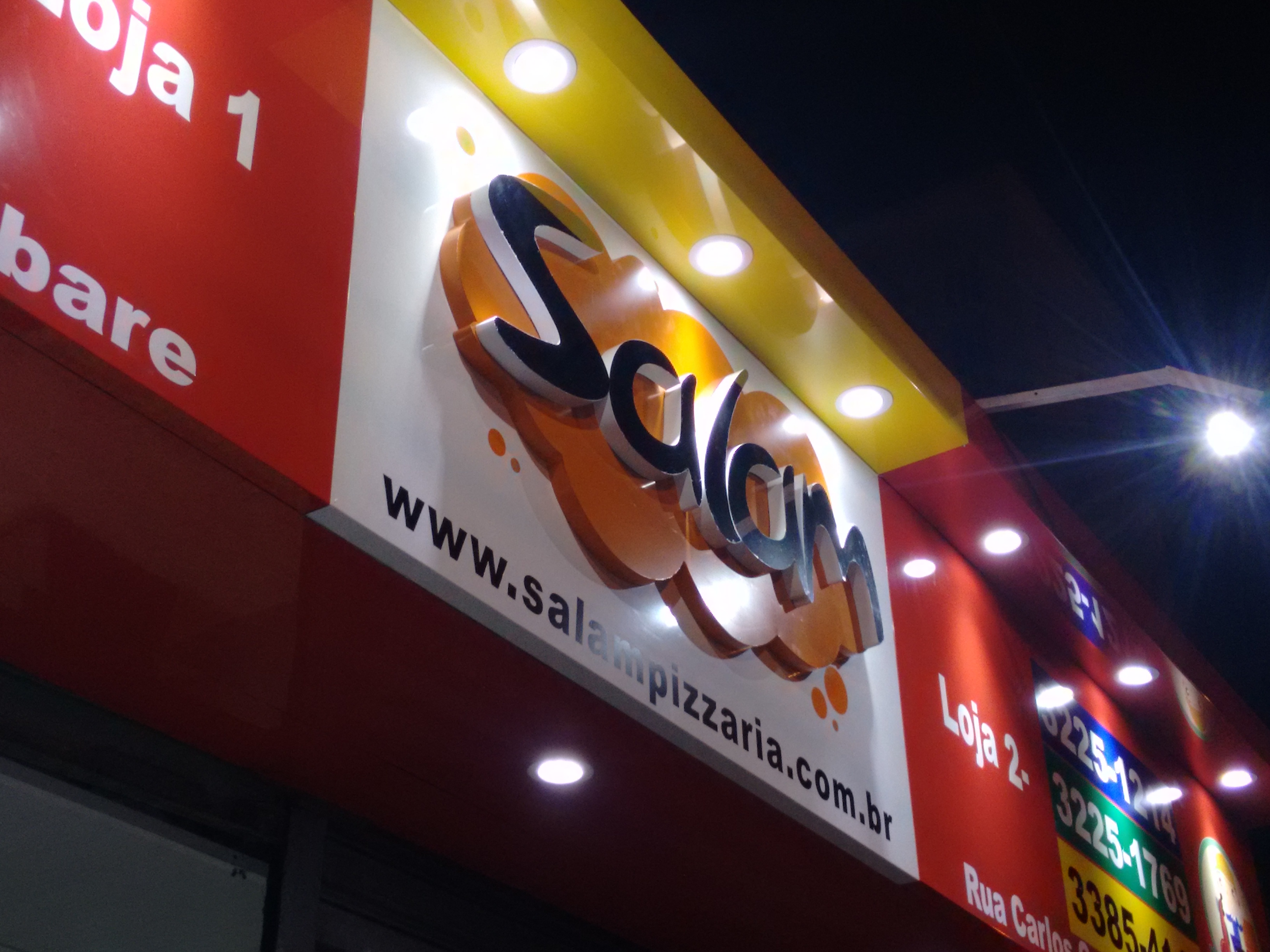 Salam Pizzaria.