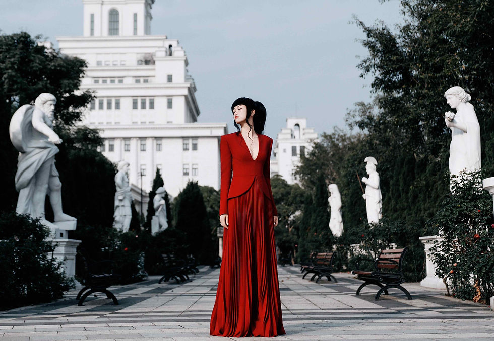 Supermodel and show producer Jessica Minh Anh visited VinUniversity in Hanoi, Vietnam in a stunning red dress.