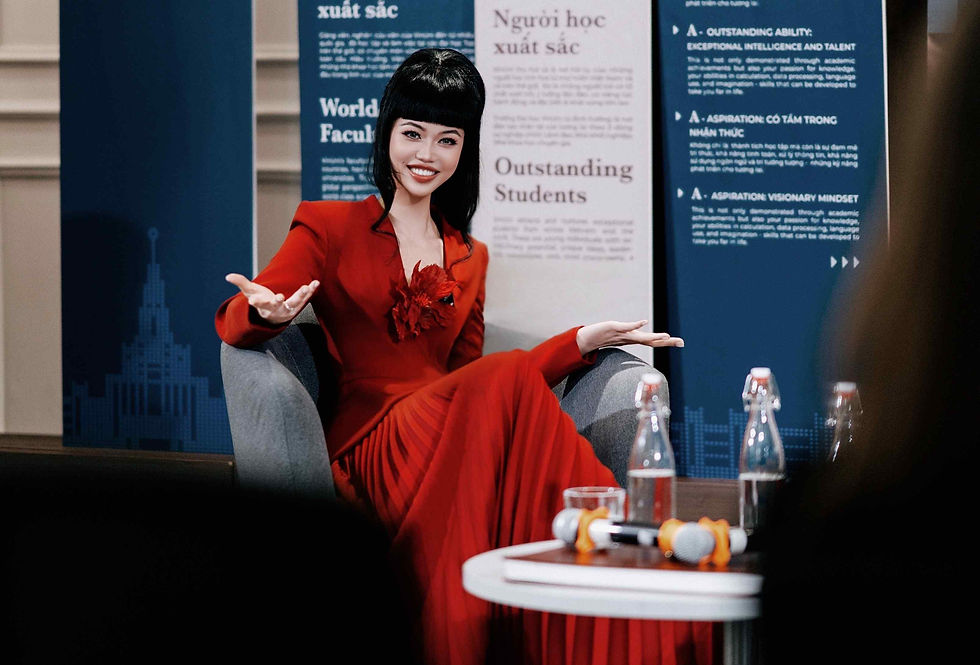 Supermodel Jessica Minh Anh visited VinUniversity in Hanoi, Vietnam to inspire the next generation of leaders.