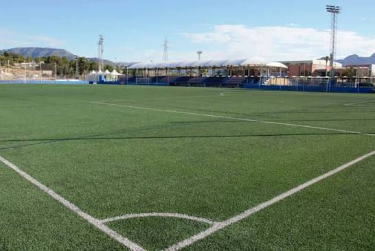 campo cesped artificial.jpg