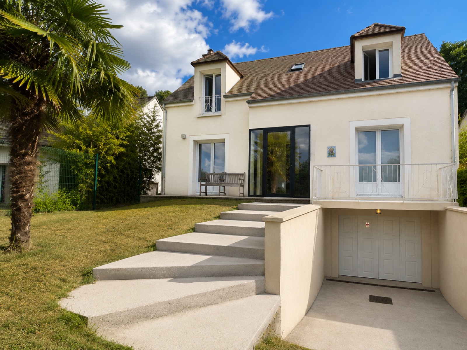 Belle maison individuelle avec jardin et garage