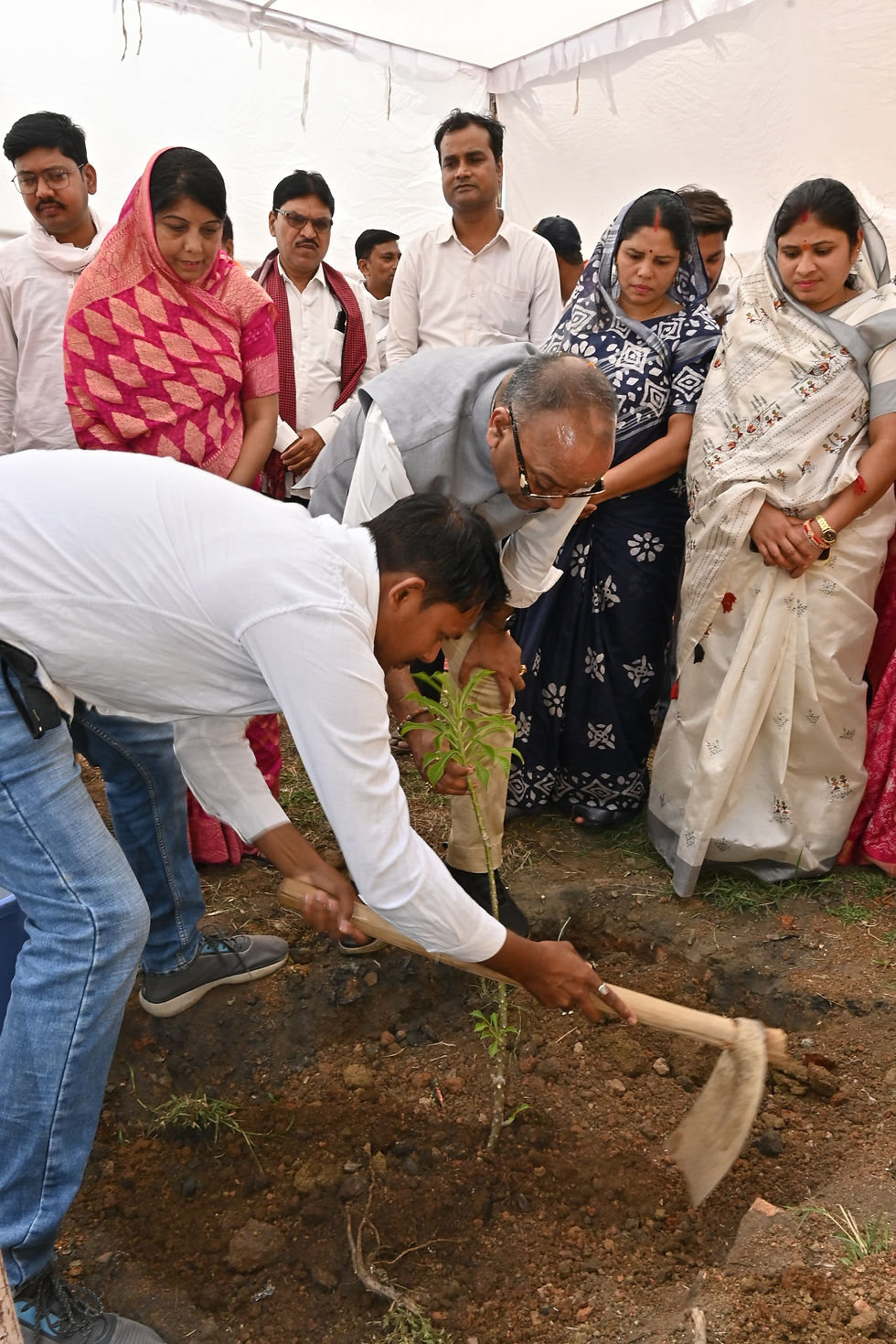 MLA Ajay Chandrakar Live in Bhakhara planting sapling under Ek Ped Maa Ke Naam campaign