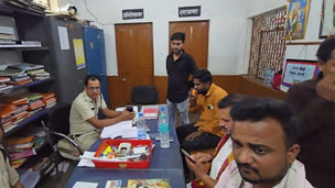 Bilaspur Police Viral Photo showing suspect drinking tea inside Koni police station