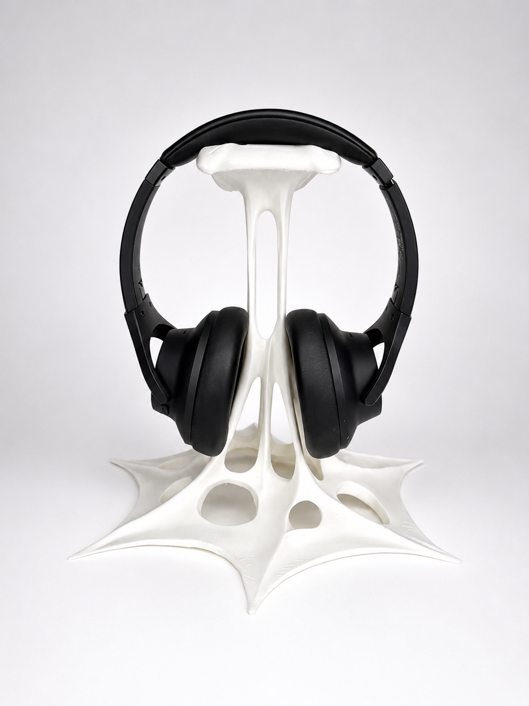 headphone stand that looks like a spider web