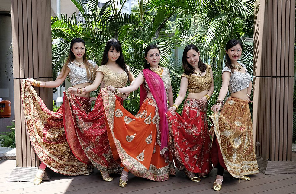 Bollywood Dance Performance Kajra Re in Aberdeen