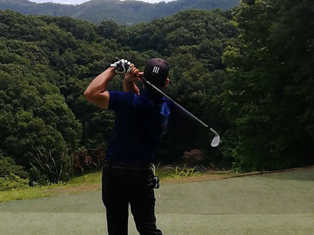 新入社員の小山と申します